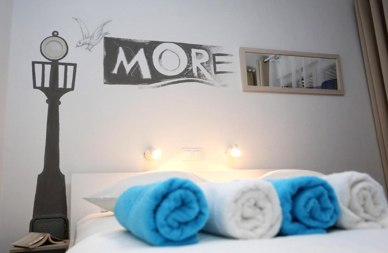 Guesthouse Villa DomeNico Lozovac Extérieur photo
